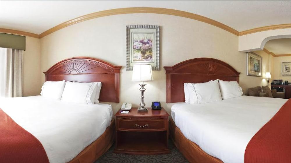 Holiday Inn Express & Suites Bakersfield Central By Ihg Exteriör bild