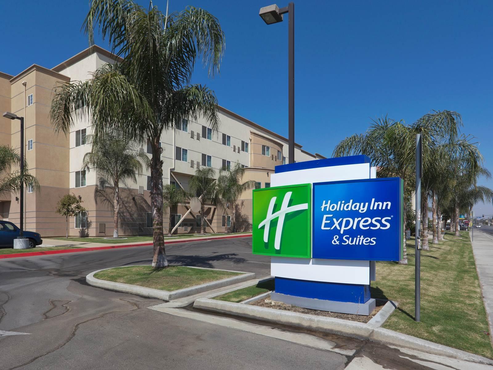 Holiday Inn Express & Suites Bakersfield Central By Ihg Exteriör bild