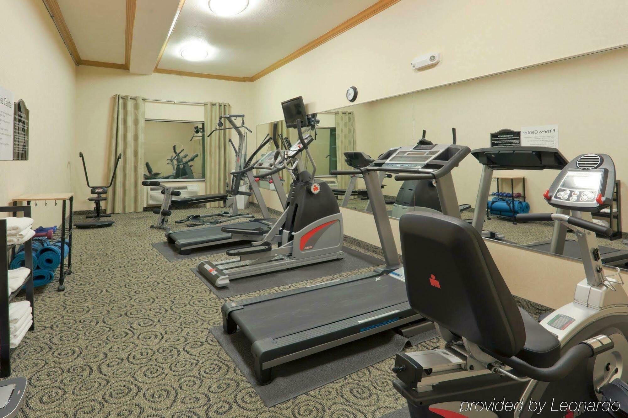 Holiday Inn Express & Suites Bakersfield Central By Ihg Bekvämligheter bild